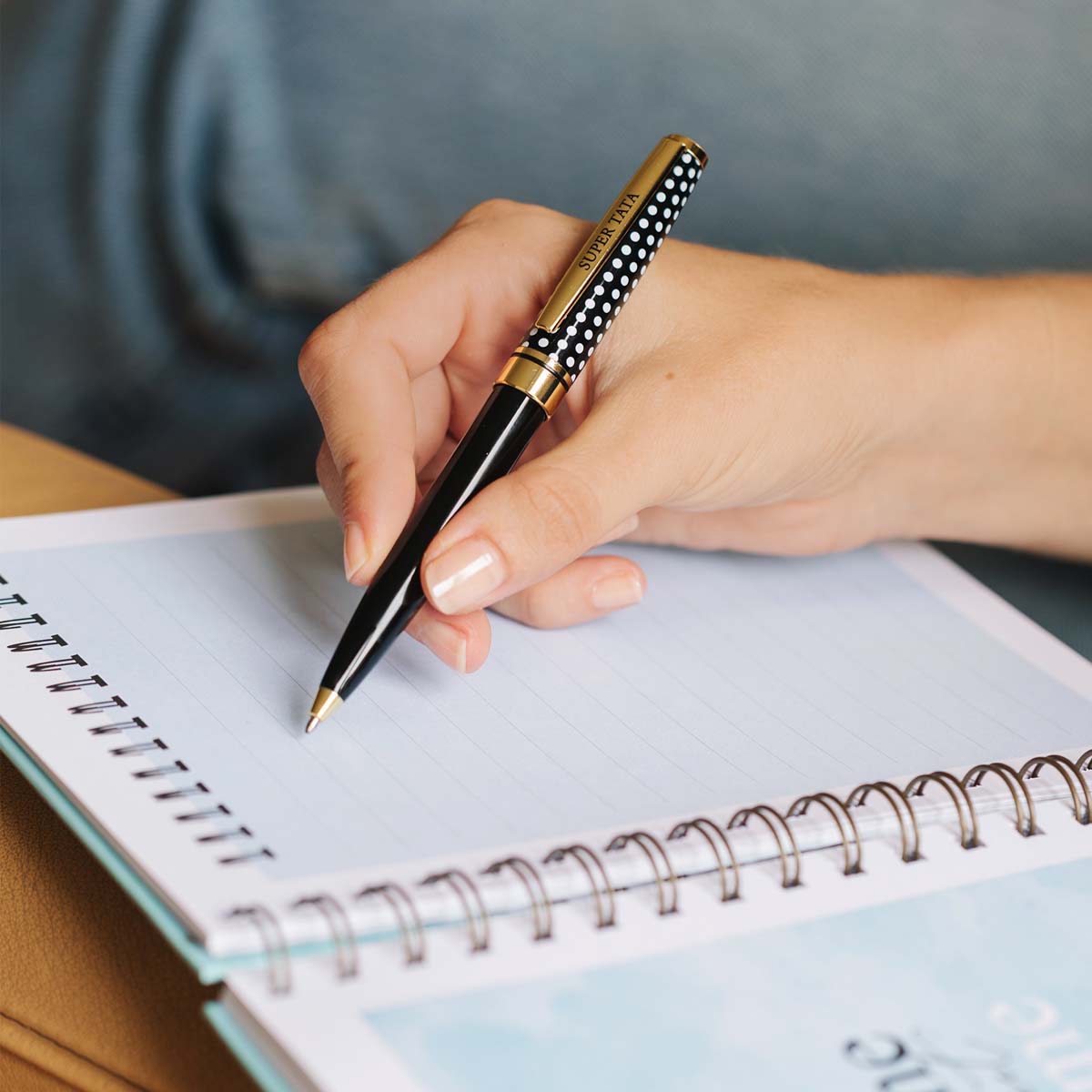 Bolígrafo con nombre para hombre.