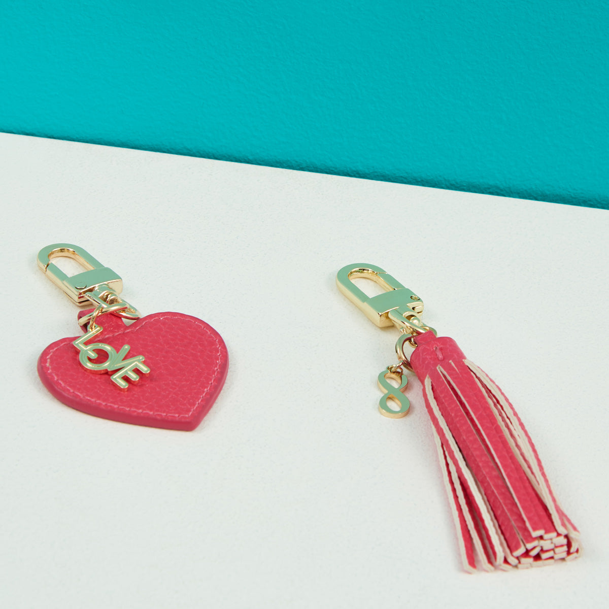 Porte-clés love rouge clair