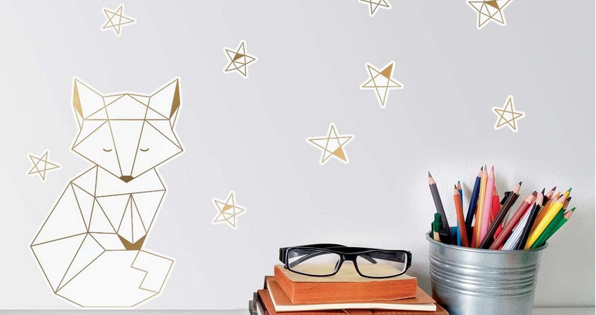 STICKERS MALINS : L’ADHÉSIF POUR PERSONNALISER VOTRE INTÉRIEUR SANS EFFORTS !