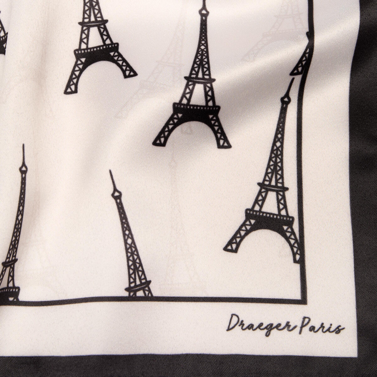 Carré chic Tour eiffel noir 3