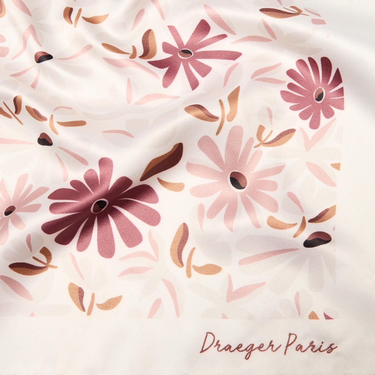 Grand carré chic Fleurs nude 3