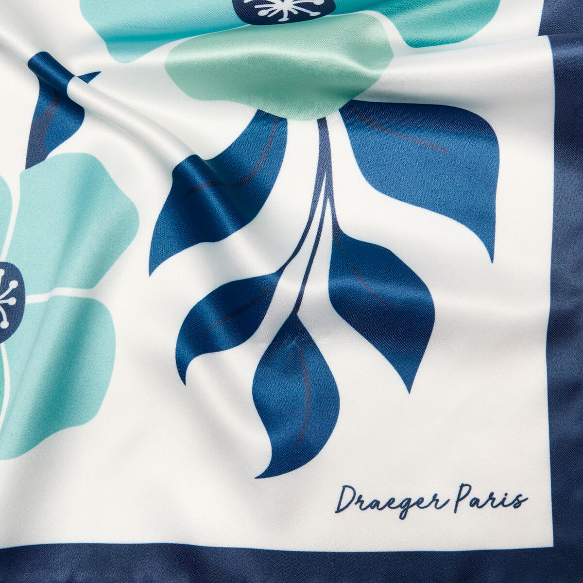 Grand carré chic Fleurs bleu 3