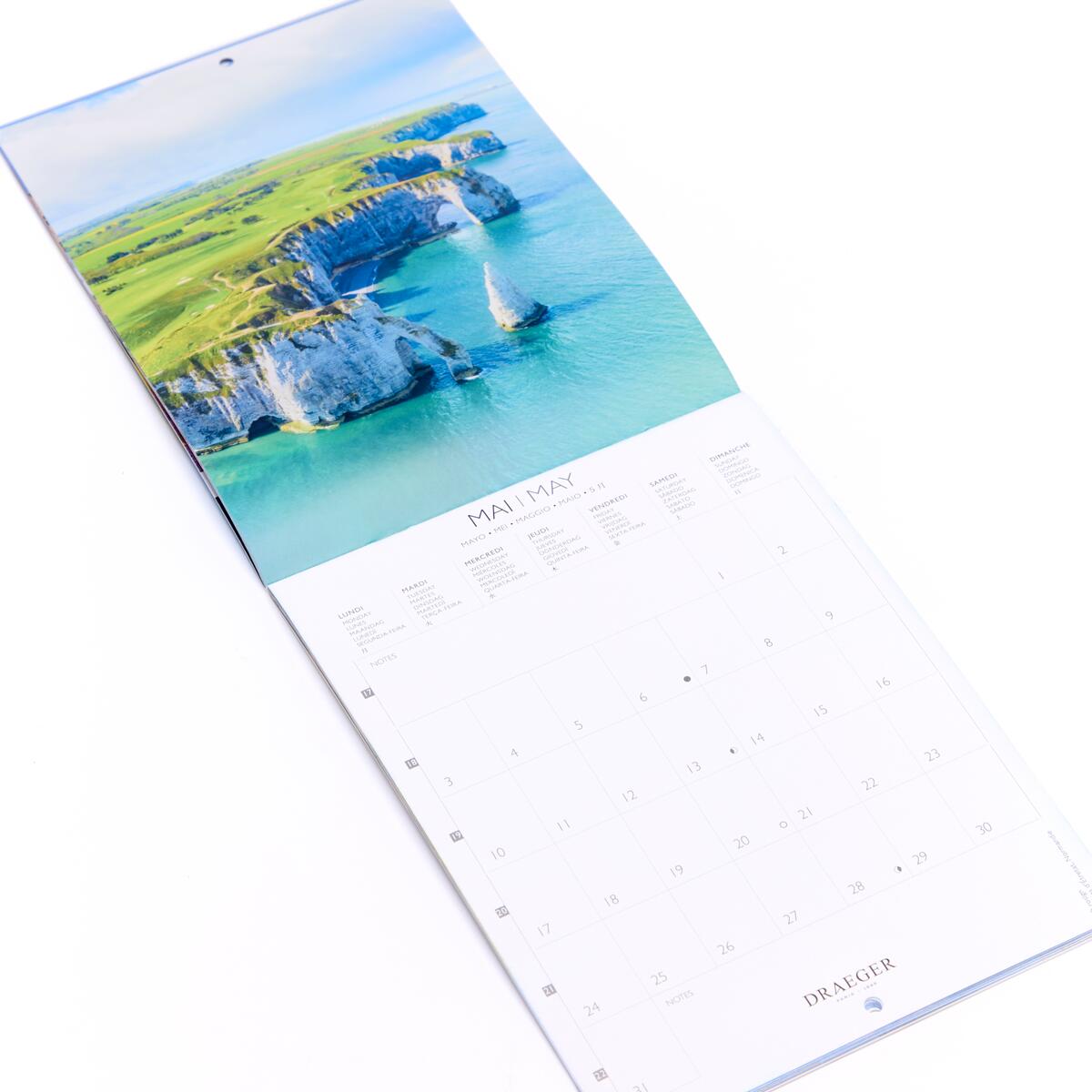 Petit calendrier mensuel 2027 France 3