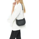 Bolso de mano Alice de piel en forma de media luna