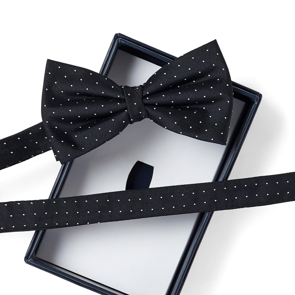 Noeud papillon noir à pois blancs